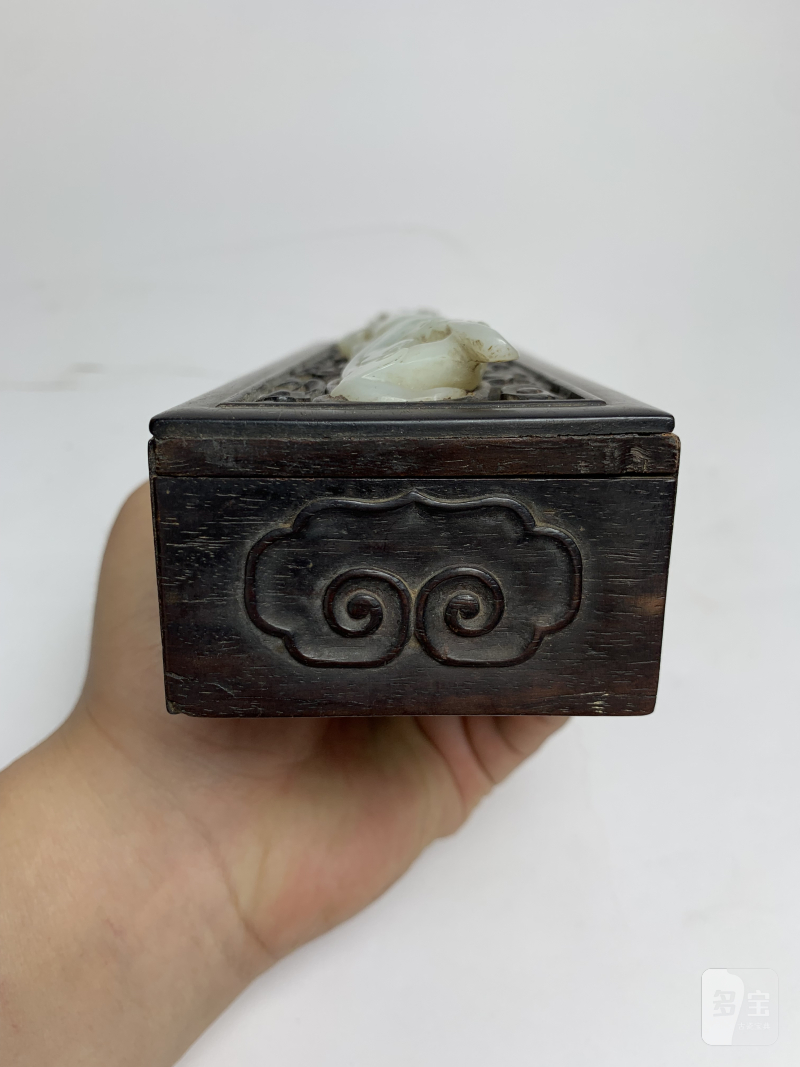 清 紫檀嵌白玉双龙捧寿纹香薰 - 图7